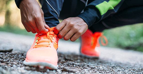 Resolve to exercise © Peter Bernik/Shutterstock.com