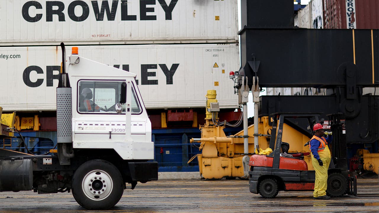 Moving containers at port
