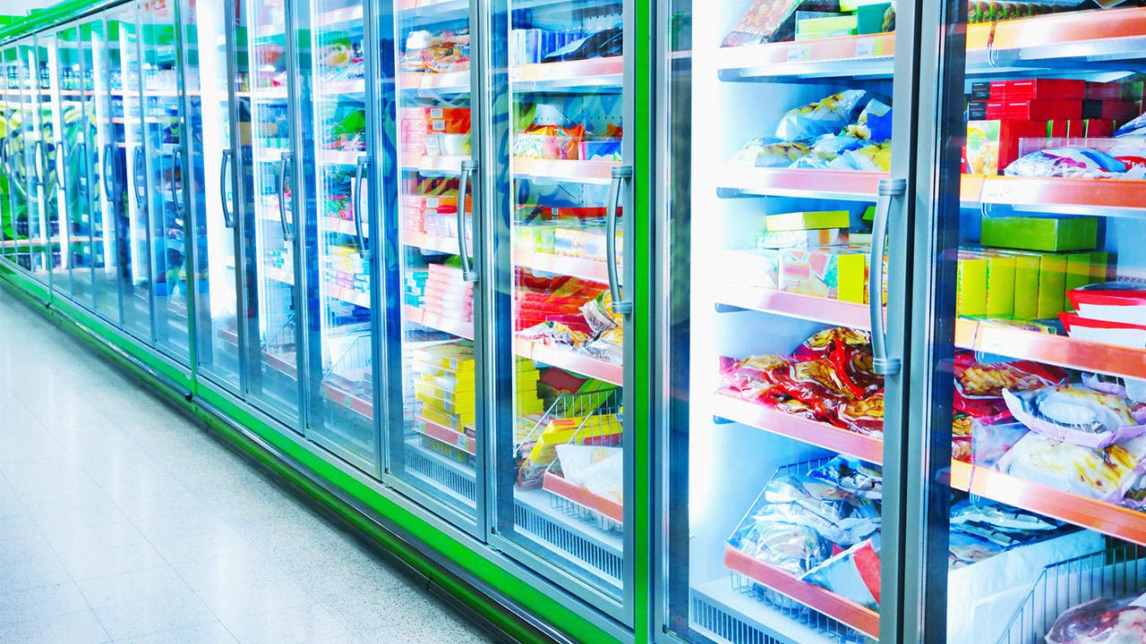 7 Tricks Supermarkets Use To Make You Spend More Money