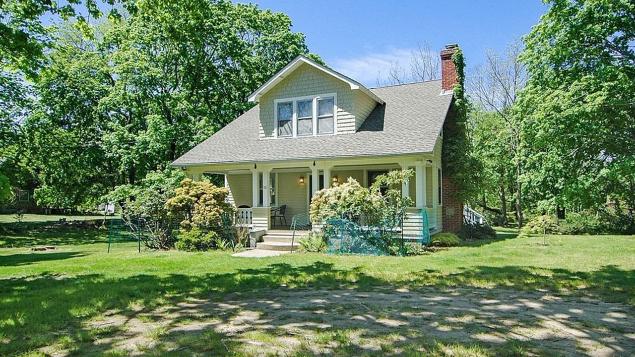 Sears kit home in the Shelter Island