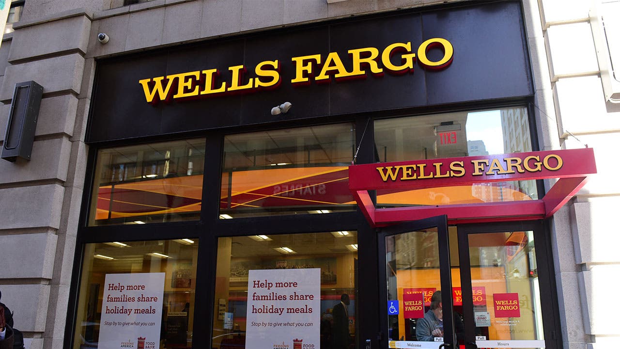 Some Wells Fargo Customers Still Having Issues Nearly A Week After - 