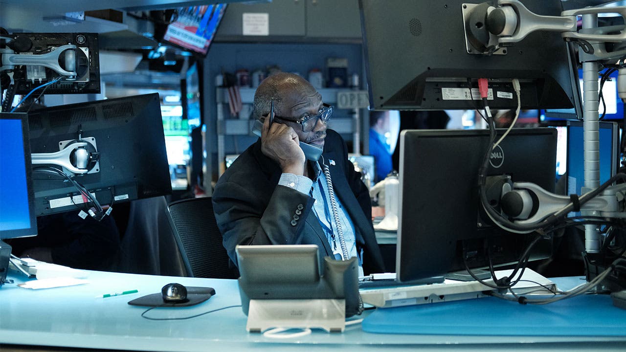 Stock brokers making a sale