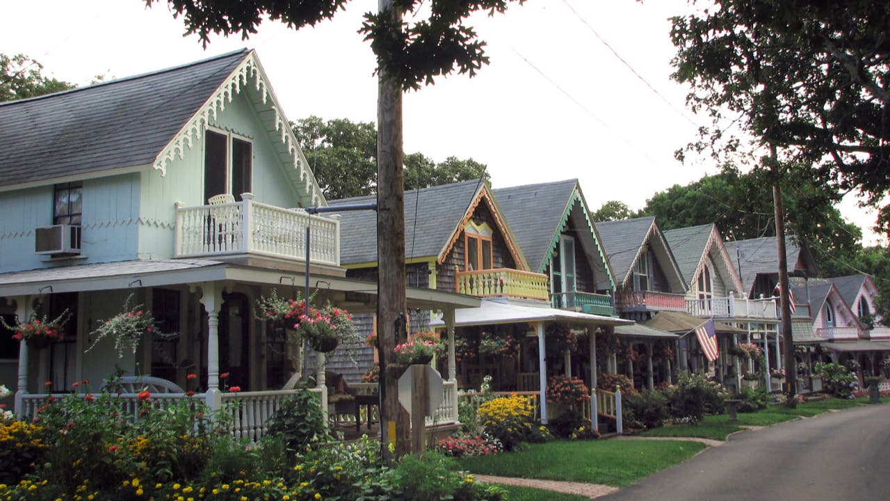 Mortgage rates break to another record low